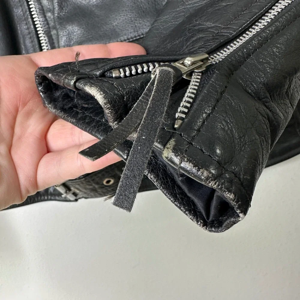 Vintage Wilsons Leather Motorcycle Jacket Mens‎ Small Black Eagle Embossed Biker